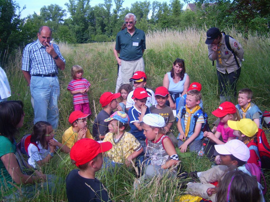 Führung für Familien auf der Streuobstwiese