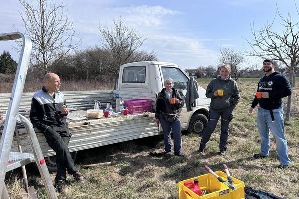 Pflege der Streuobstwiese in Fischbach