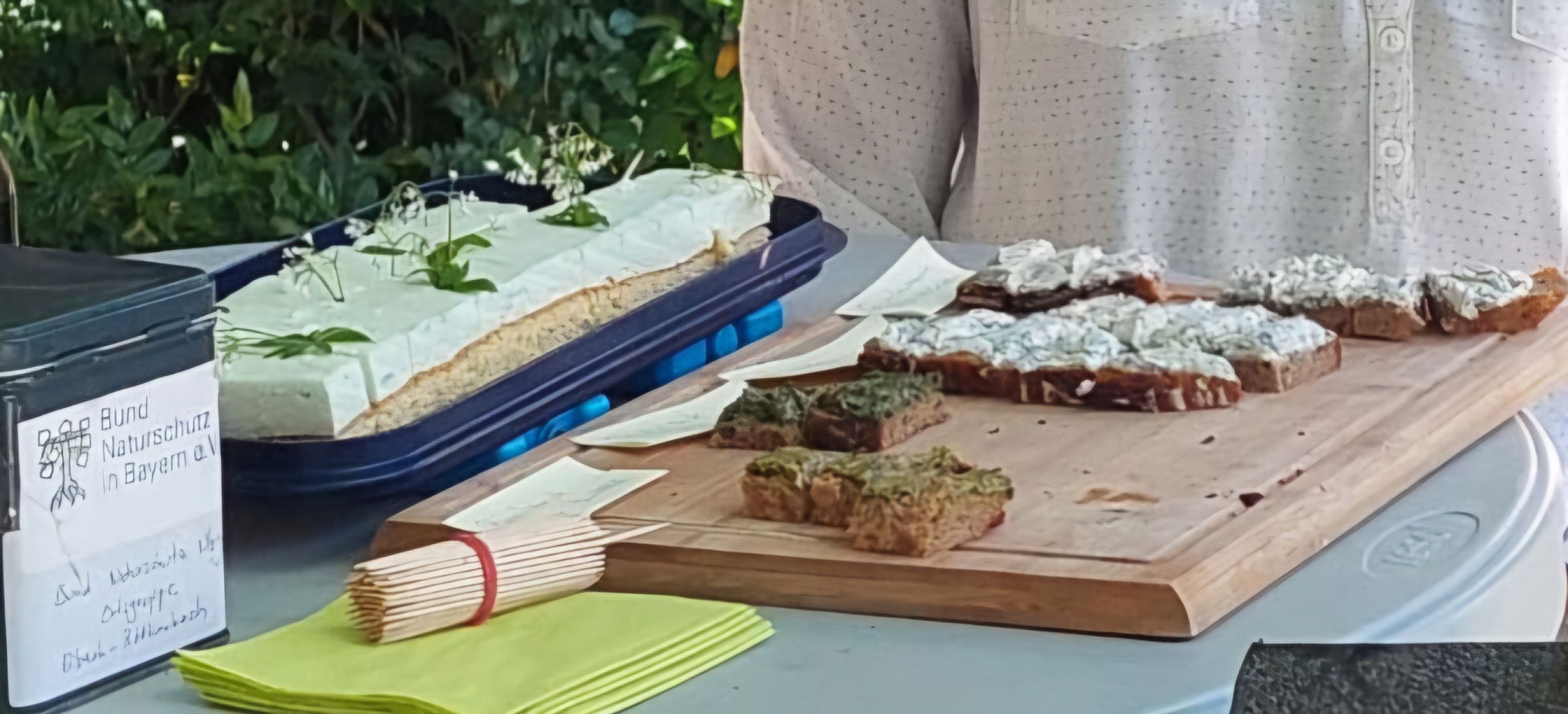 Brotaufstrich mit Kräutern (Foto: Jeannettte Götz) Brotaufstrich mit Kräutern