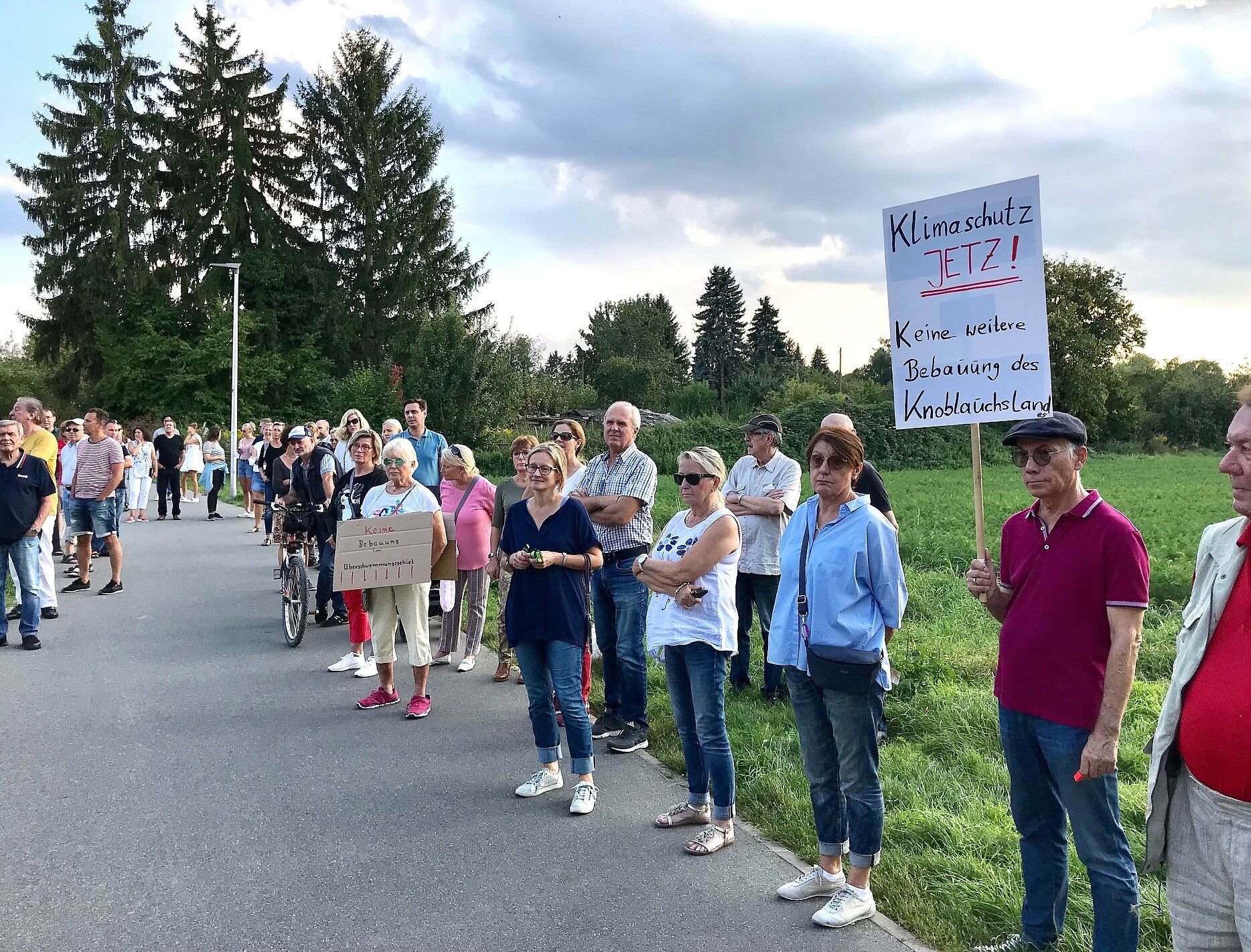 Protestspaziergang im Knoblauchsland