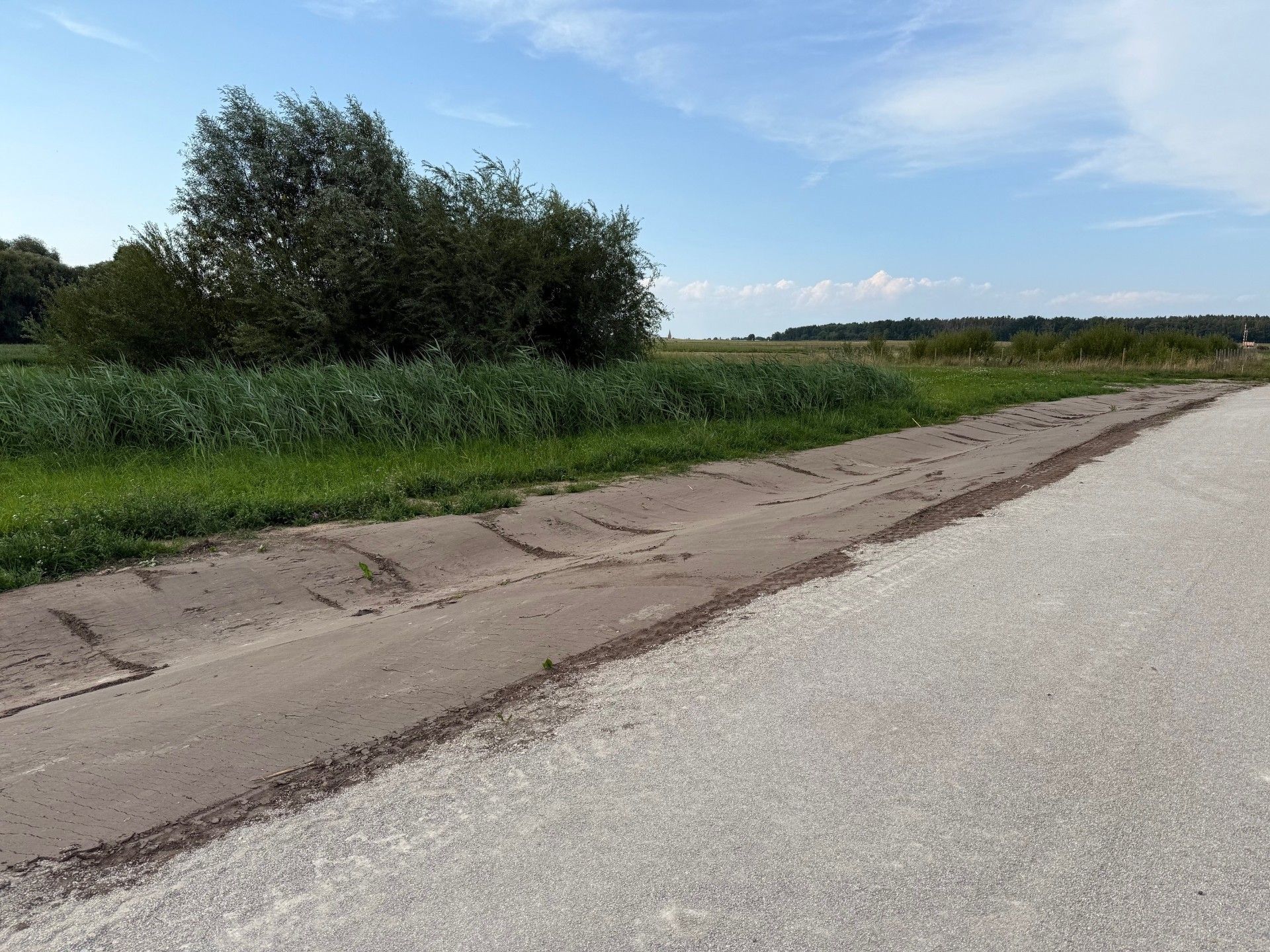 neuer Parkplatz am Flughafen