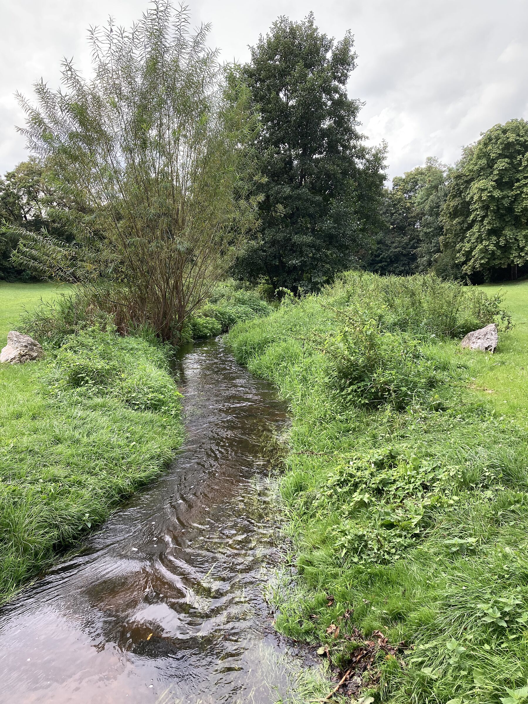 Goldbach am Aussiger Platz