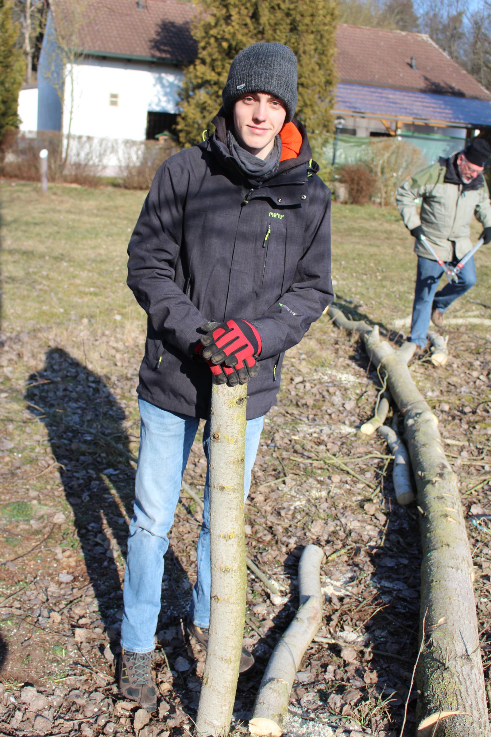 Gehölzschnitt auf der Heidefläche in Ziegelstein