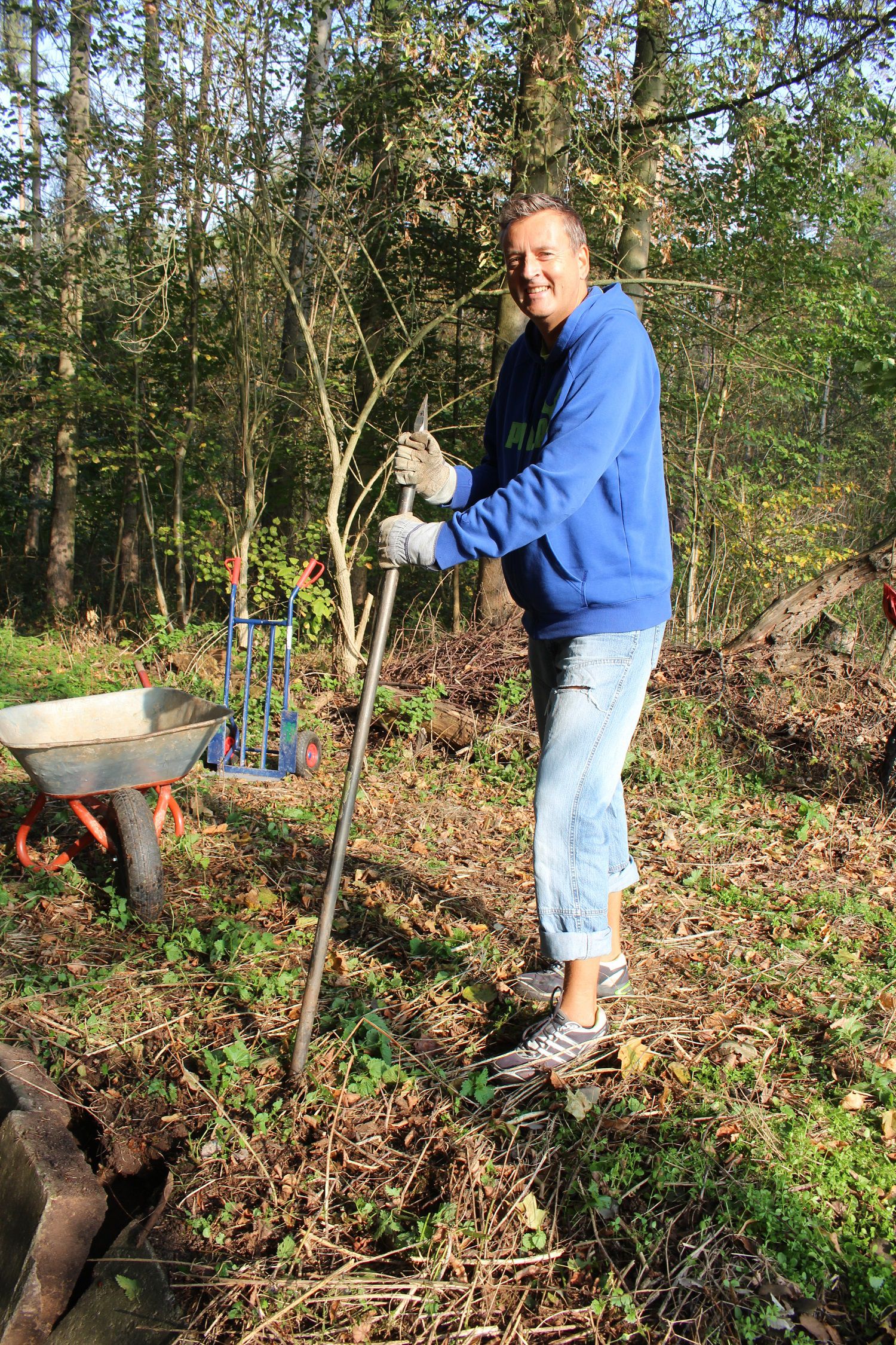 Arbeit mit der Brechstange Arbeit mit der Brechstange