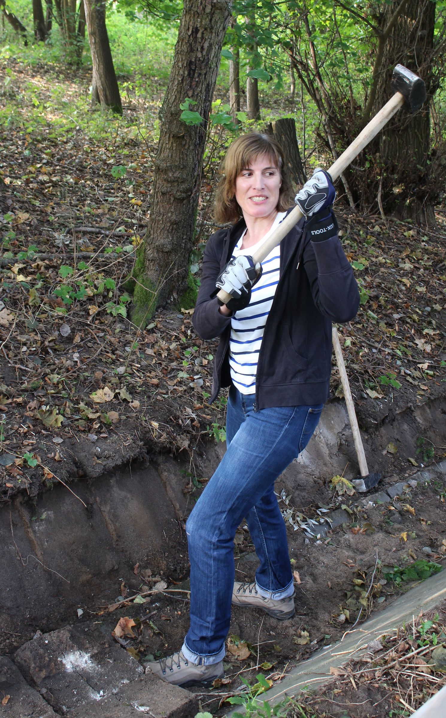 Arbeit mit dem Vorschlaghammer Arbeit mit dem Vorschlaghammer