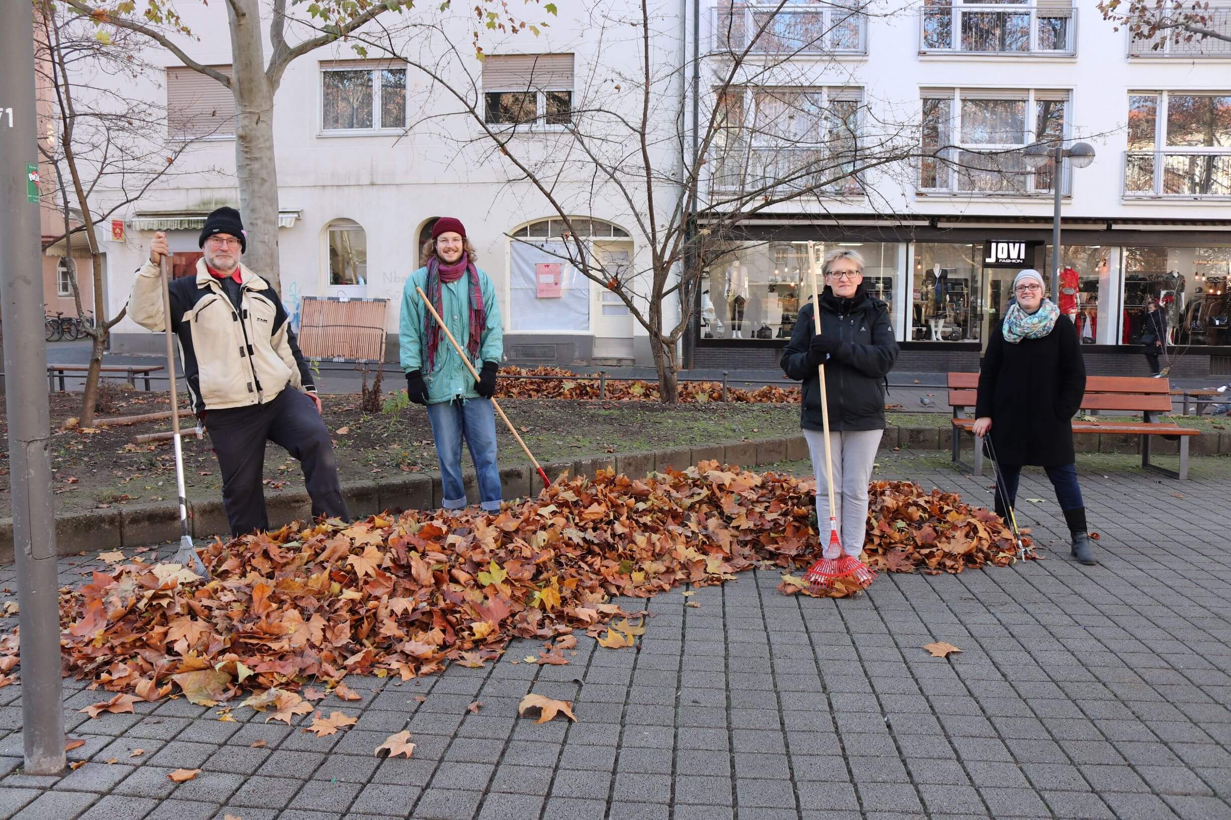 Laubaktion Kopernikusplatz
