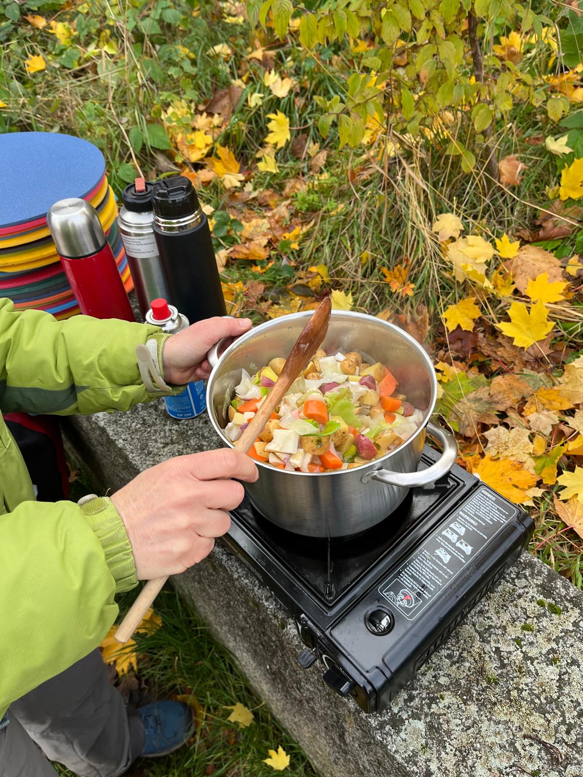 Kartoffelsuppe in Zubereitung (Foto: Andrea Reif) Kartoffelsuppe in Zubereitung